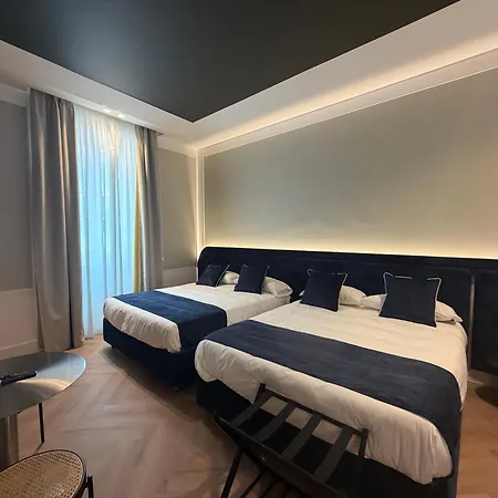 Palazzo Montella Affittacamere 4*